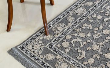 فرش گل برجسته بهتر است یا ساده؟
