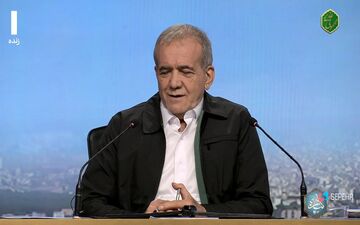 پزشکیان: : امکان ندارد یک‌روزه مشکلات را حل کنیم/ اگر به وعده هایمان عمل نکردیم محاکمه شویم + ویدئو