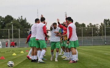 تولد دوباره هافبک پرسپولیس با امیر قلعه‌نویی (عکس)