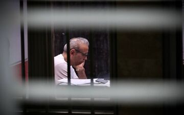 آقای گل محمدی شما امپراطور ترسویی هستی | حمله پیشکسوت پرسپولیس به یحیی: قهر نکن و جواب هوادار را بده!