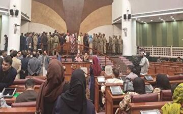 درگیری در صحن مجلس افغانستان بر سر کرسی ریاست