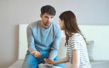 با این جملات همسرتان مثل موم نرم می شود!