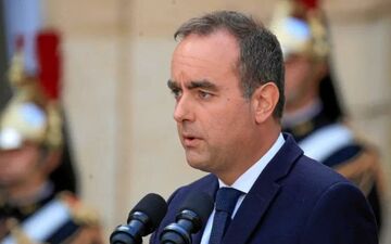 نخست‌وزیر جدید فرانسه وزیران خود را انتخاب کرد