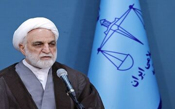 محسنی اژه‌ای: توقیف اموال خائنان «عین عدالت» است / هیچ مماشاتی با وطن‌فروشان نمی‌کنیم