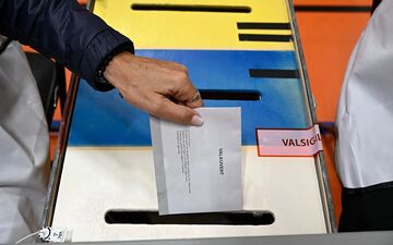 انتخابات سوئد: چپ‌ها در آستانه پیروزی و خطرات ناتو