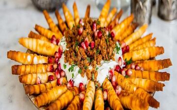 طرز تهیه کوزالاک مانتی با گوشت و بادمجان؛ یک غذای خوشمزه و ساده به سبک ترکیه‌ای