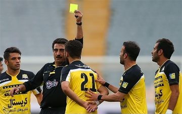 اعتراض لیدرهای صبا به داور/ حاج‌بابایی: خودم دیدم توپ از خط رد نشد 