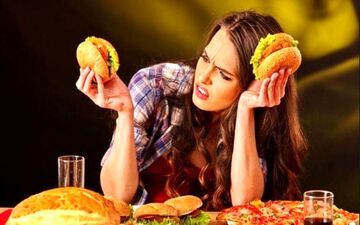 دلایل پرخوری عصبی چیست؟