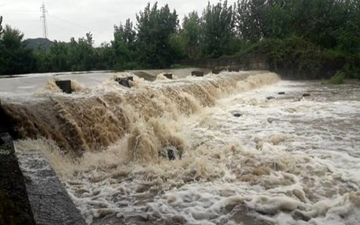 فرماندار شهرستان کوهرنگ: همه رودخانه‌های شهرستان کوهرنگ طغیان کرده است