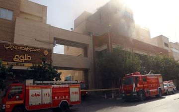 مهار حریق در یک برج مسکونی و نجات جان ۷ نفر توسط آتش‌نشان کرمانی