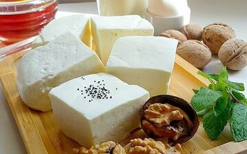 پنیر خوردن باعث خنگی می‌شود؟


