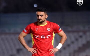 پرسپولیس به دنبال جذب مدافع چپ فولاد 