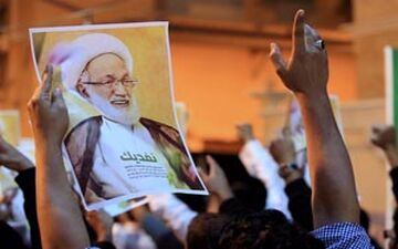 اعتراض مسلمانان به محاصره نظامی آیت الله شیخ عیسی قاسم در پاریس 