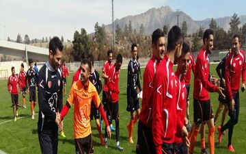 رونمایی از شهباززاده در تمرین نفت تهران
