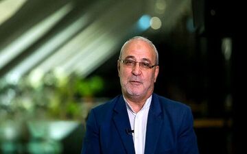  حقوق 10 میلیون تومانی: آیا مسئولان می‌توانند با این حقوق زندگی کنند؟