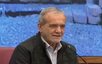 رئیس‌جمهور در اختتامیه فیلم فجر حضور یافت