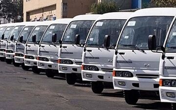 کشف ۸۰۰ دستگاه کامیونت و مینی بوس احتکار شده+فیلم 