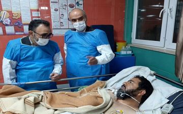 حال عمومی ۲ روحانی مجروح حادثه تروریستی دیروز حرم مطهر رضوی مساعد است