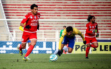 گزارش زنده : صنعت نفت آبادان ۰ - پرسپولیس ۳