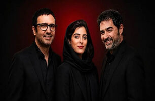 ویدئو | حضور آناهیتا افشار و محمدرضا فروتن در اکران خصوصی فیلم «بی‌دار»