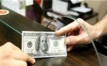  قیمت خرید دلار در بانک‎ها در 15 آبان 97