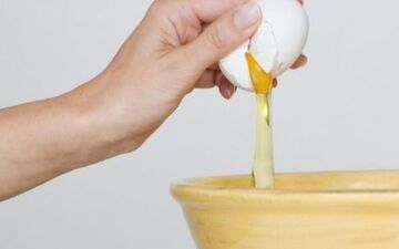 میخوای پوست سفیدی داشته باشی؟ این روش با تخم مرغ رو امتحان کن /معرکه است
