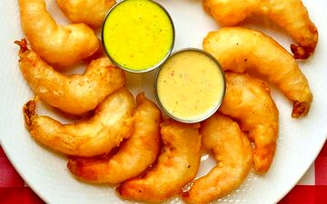 طرز تهیه میگو پفکی با دلستر (بسیار نرم و لذیذ!)