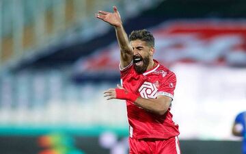  فرشاد فرجی: نمی‌دانم این همه صحبت پنالتی از کجا می‌آید/ اگر من روی مهاجم استقلال خطا می کردم باید به جلو پرتاب می‌شد