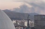 حریق گسترده در کارخانه کفش خاوران؛ اعزام ۵ ایستگاه آتش‌نشانی