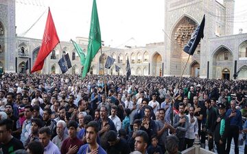بارگاه حضرت ثامن الائمه(ع) عزادار شهادت جانسوز امام باقر(ع)