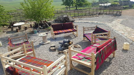 اقامتگاه بوم‌گردی «سابات» در روستای زیبای(شکوفه‌های بادم) کانی‌کُچکینه 