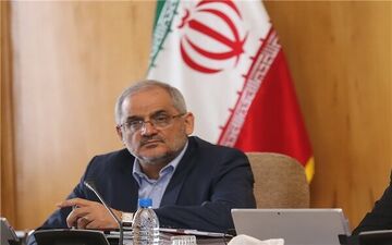 حاجی‌میرزایی: کسر ۴۵ درصد حقوق دانشجومعلمان منطقی نیست
