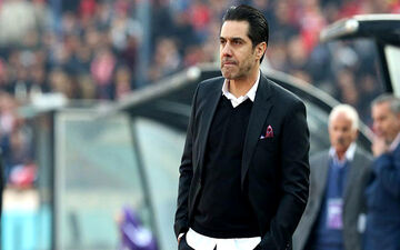 پیام‌های مشکوک و معنادار اسطورۀ پرسپولیس + عکس