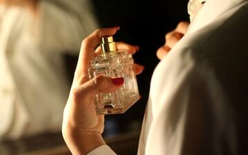 ادکلن یا اسپری؟ کدام برای فصل تابستان مناسب تر است ؟
