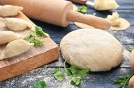 طرز تهیه بهترین خمیر پیراشکی در خانه !