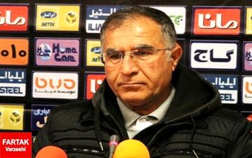 سرمربی معروف به انتقال دو بازیکن اش به پرسپولیس واکنش نشان داد