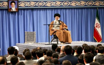 گربه‌رقصانی آمریکا علیه سپاه به جایی نمی رسد