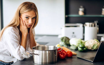 تلخی غذا رو چطور از بین ببریم؟