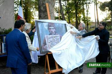مراسم رونمایی از تندیس میرزا رضا کلهر