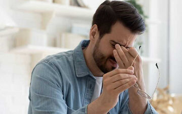 علائم خستگی چشم چیست؟