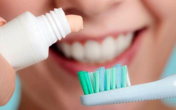 آیا مسواک زدن بلافاصله بعد از هر وعده غذایی توصیه میشود؟