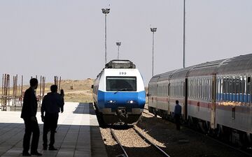  پیش فروش بلیت قطارهای مسافری به تعویق افتاد/ آغاز فروش از ۱۸ دیماه