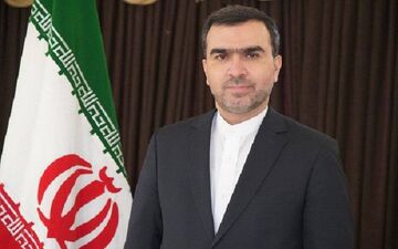 فعالان اقتصادی کرمانشاه برای حفظ بازار عراق   کالاهای خود را در آن کشور تولید نمایند/تقویت گردشگری سلامت باعث جذب بیماران اقلیم کردستان خواهد شد