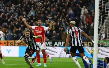نیوکسل 1-0 آرسنال: شکست جنجالی توپچی‌ها!