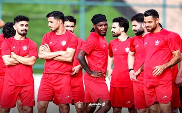 ترکیب احتمالی پرسپولیس برای فصل جدید لیگ برتر با دو سورپرایز/ هاشمیان این دو بازیکن را به تازه‌واردها ترجیح می‌دهد 