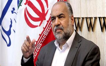 آقای رئیسی‌ اگر نمی‌توانید حقوق بازنشستگان را افزایش دهید حداقل حقوق نجومی‌بگیران را کاهش دهید 