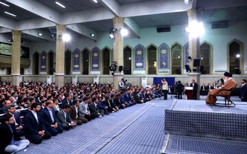 شما معلمان هویت‌سازی فرهنگی می کنید تا جامعه احساس هویت کند