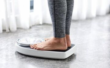 چگونه با فشار گرسنگی در رژیم لاغری مقابله کنیم؟