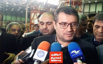 تاکید وزیر صنعت بر اجرای برنامه های حرکت آفرین برای تحقق "جهش تولید"