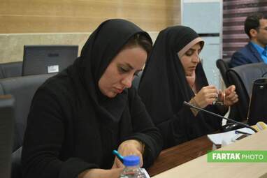 نشست رسانه‌ای مدیرکل اداره صنعت، معدن و تجارت استان کرمانشاه